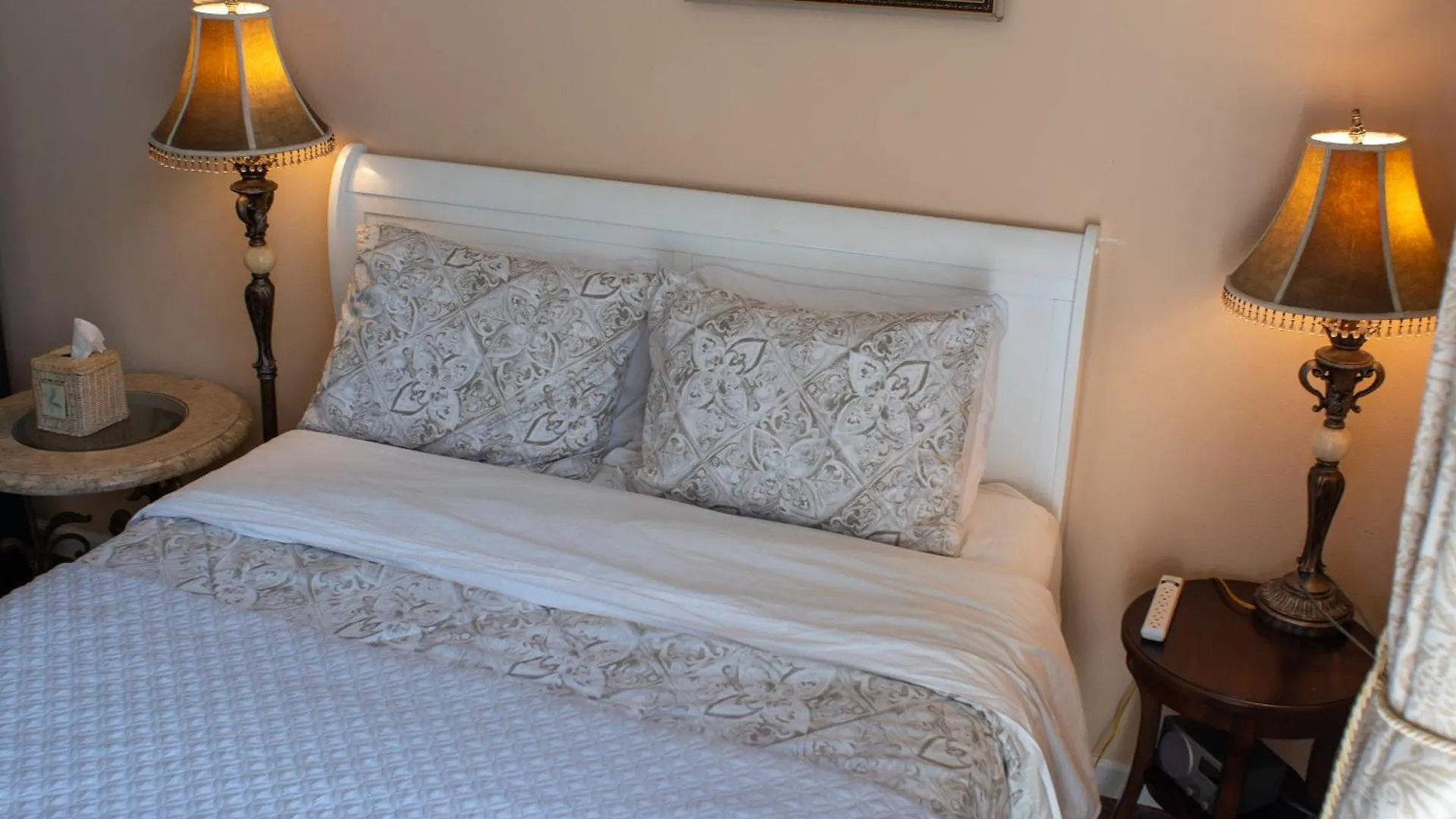 Homestay Large Luxury Studio With View In Santa Monica United States